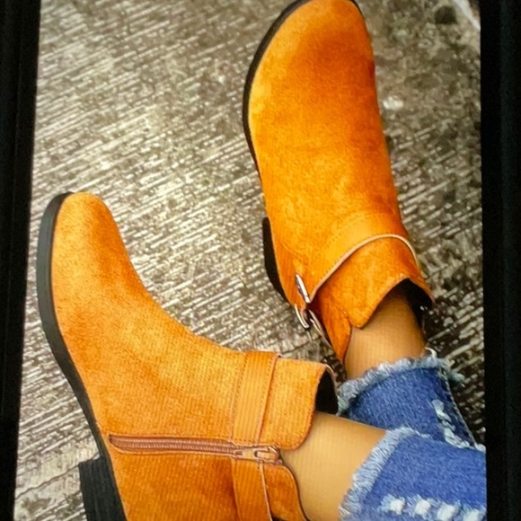 NWOT women’s brown zip ankle boots, size 8.5 - Picture 11 of 11